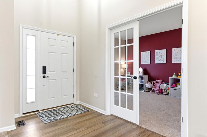 Property Photo:  12610 S Cherry Blossom Boulevard  IL 60585 