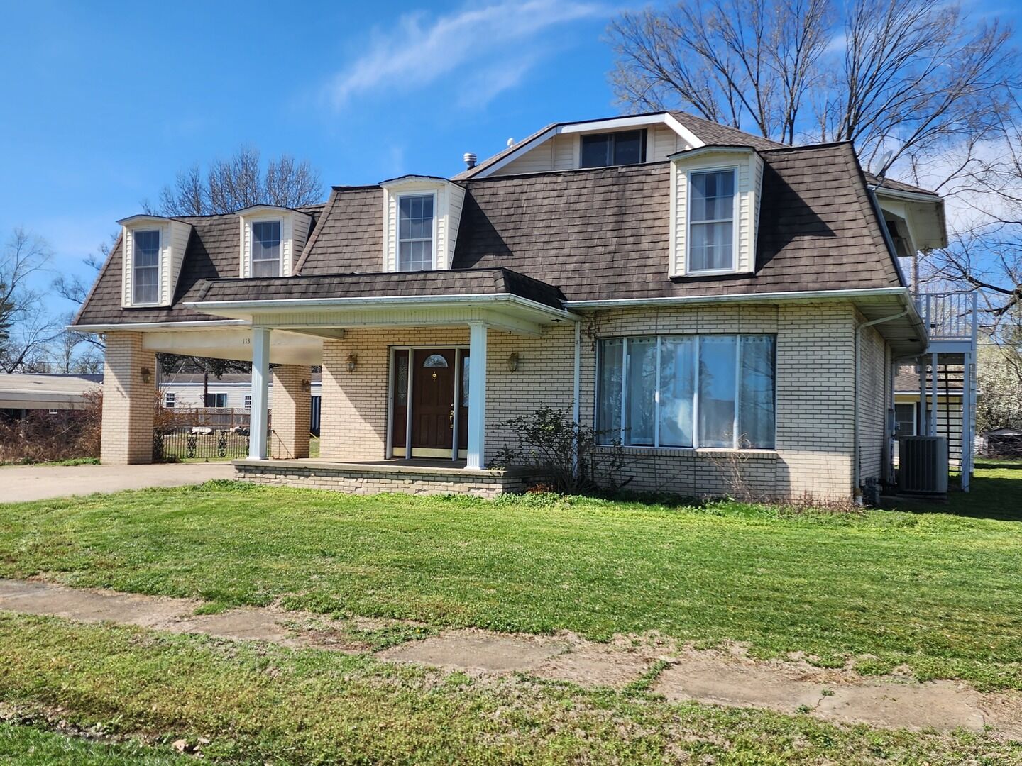 Property Photo:  113 Jackson Street  IL 62949 