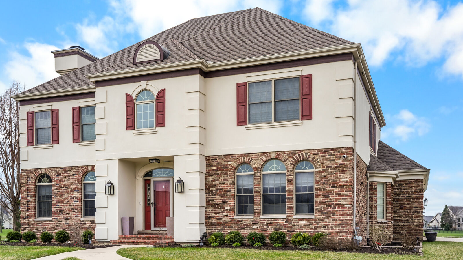 Property Photo:  1607 Chestnut Grove Court  IL 61822 