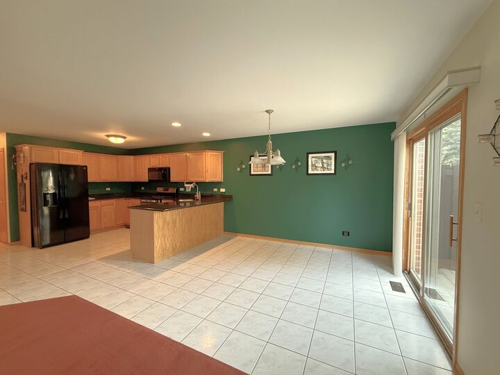 Property Photo:  9400 Caledonia Drive  IL 60487 