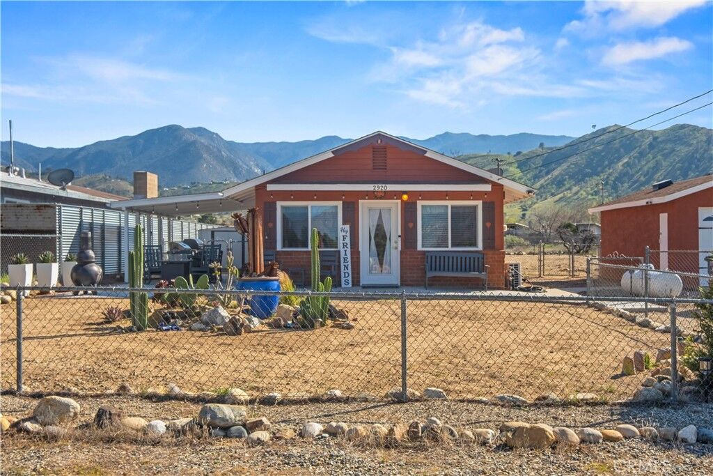 Property Photo:  2868 Webb  CA 93240 