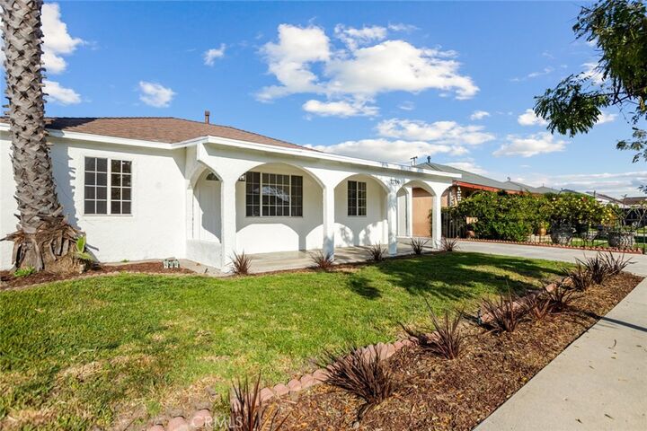Property Photo:  22709 Ravenna  CA 90745 