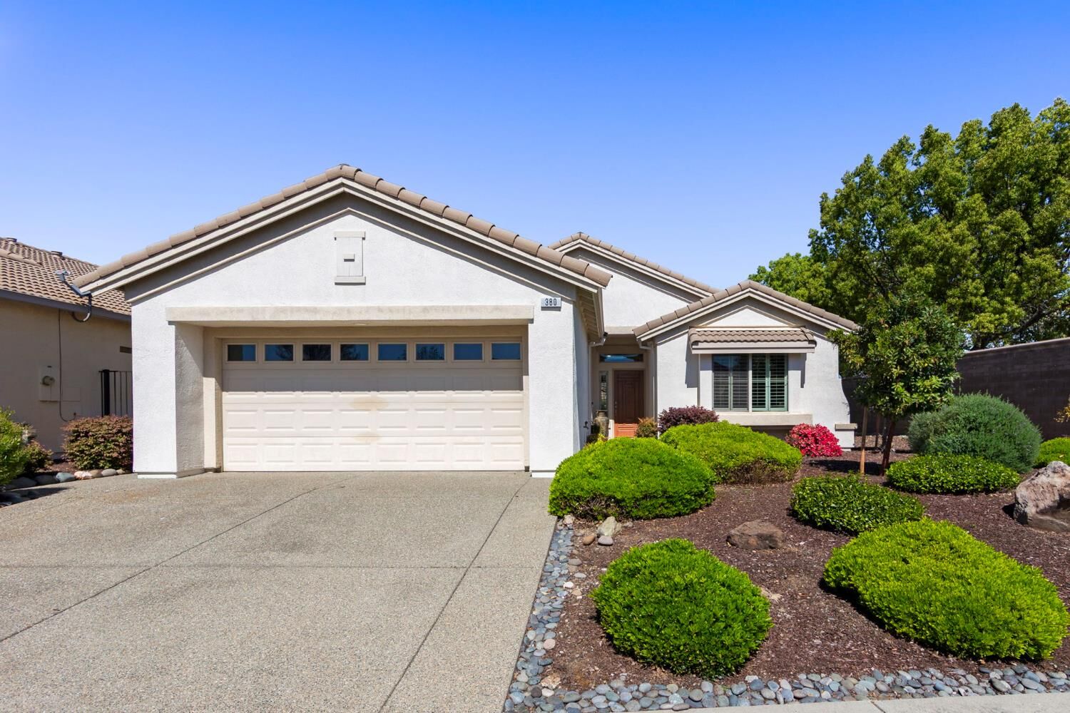 Property Photo:  380 Lilypond Lane  CA 95648 
