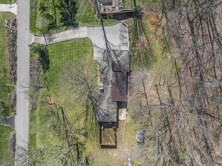 Property Photo:  1020 Norfleet Dr  TN 37220 