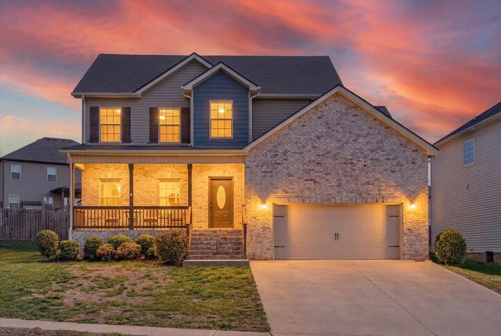 Property Photo: 1990 Jackie Lorraine Dr TN 37042