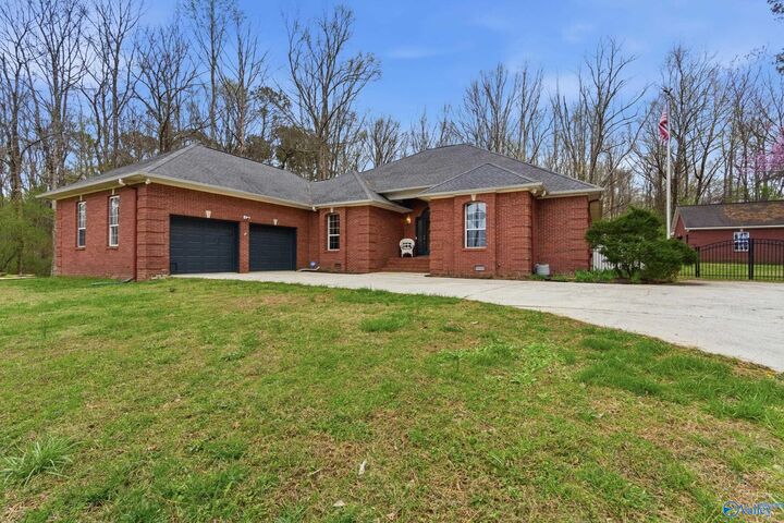 Property Photo:  123 Chambers Road  AL 35016 