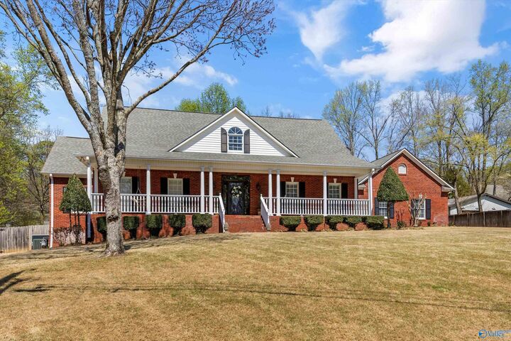 Property Photo:  203 Kelsey Lynn Lane  AL 35806 