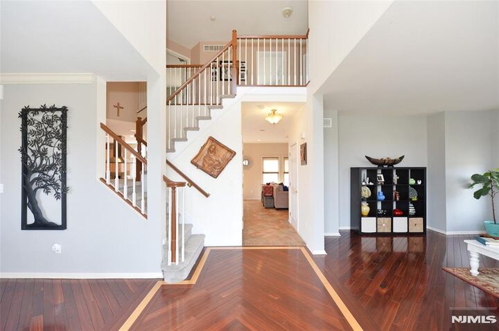 Property Photo:  21 Split Rock Road  NJ 07508 