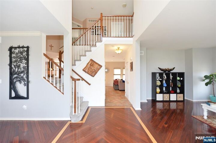 Property Photo:  21 Split Rock Road  NJ 07508 