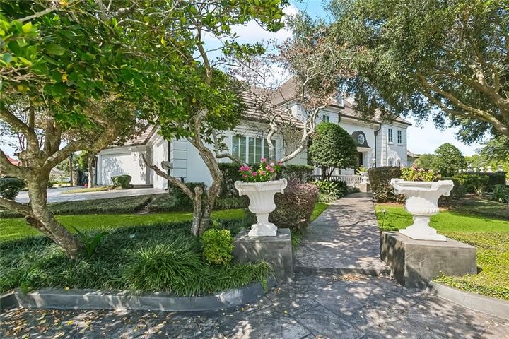 Property Photo:  224 Timberlane Road  LA 70056 