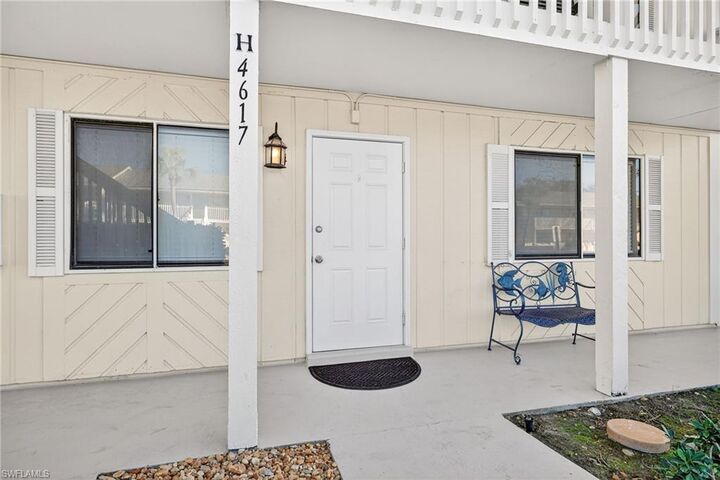 Property Photo:  4617 Bayshore Dr H4  FL 34112 