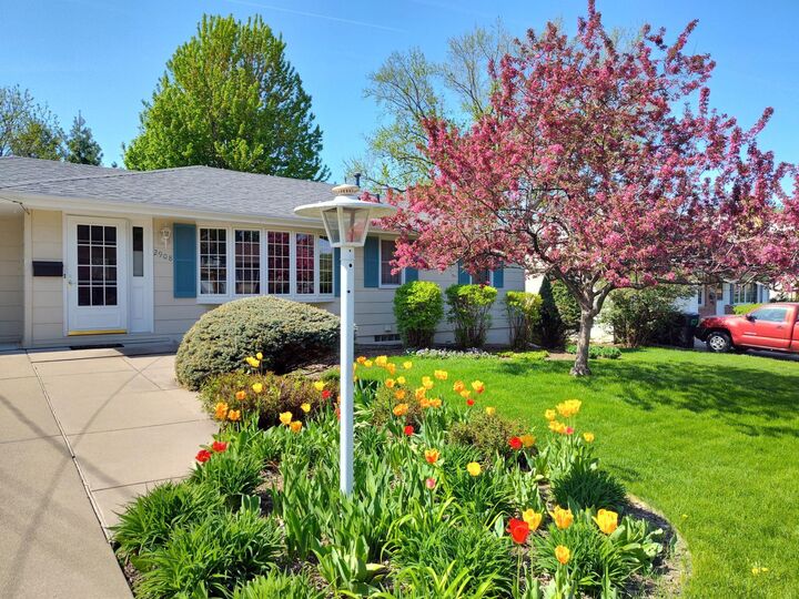 Property Photo: 2908 32nd Avenue NE MN 55418