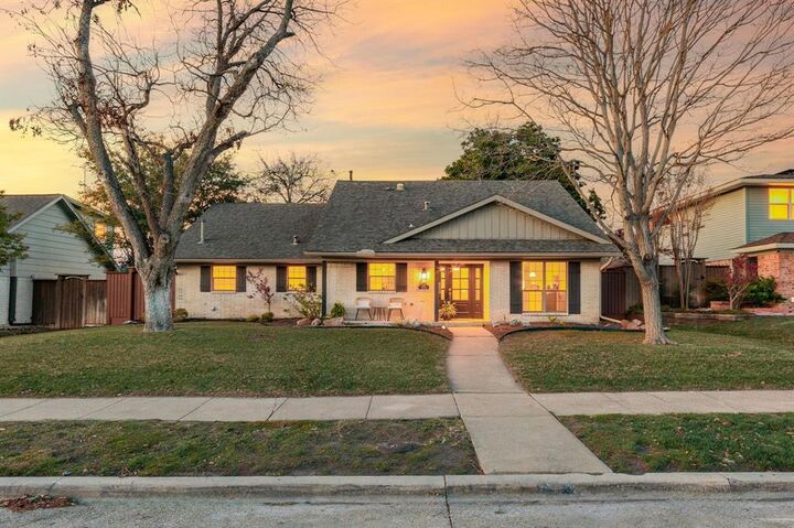 Property Photo: 7853 El Pensador Drive TX 75248