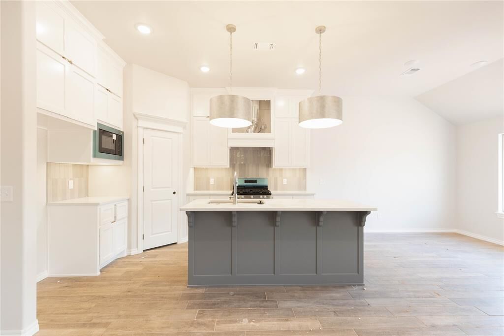 Property Photo:  10328 SW 56th Street  OK 73064 