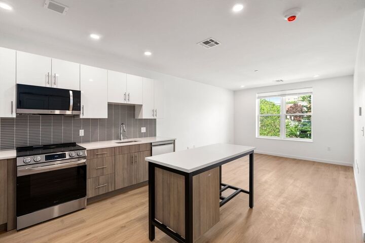 Property Photo:  40 Centre St 506  MA 02446 