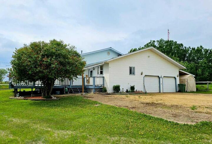 Property Photo: 2718 Jackson Street AB T0G 2K0