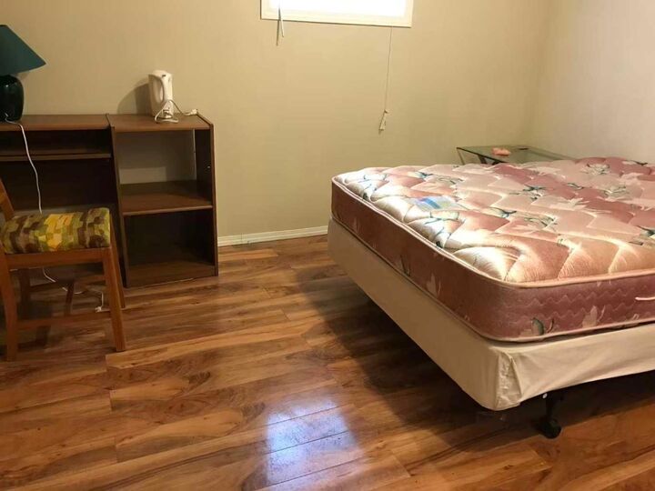 Property Photo:  3631 Varsity Drive NW  AB T2L 1Z6 