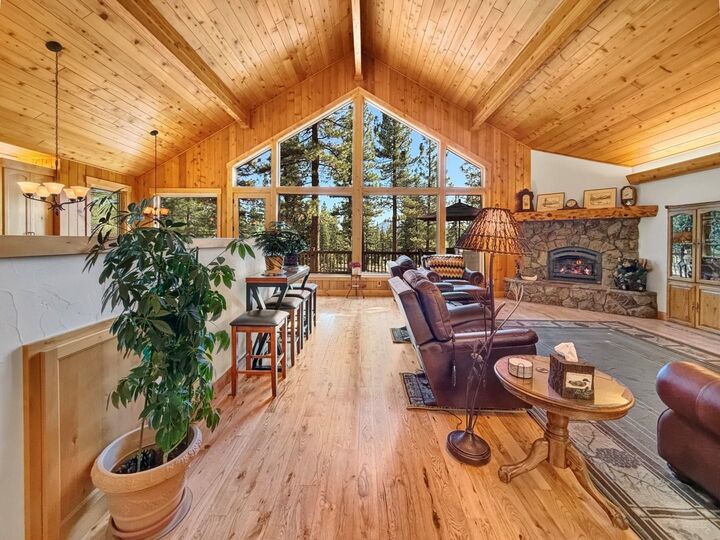 Property Photo:  462 Arrowleaf Road  CA 96122 