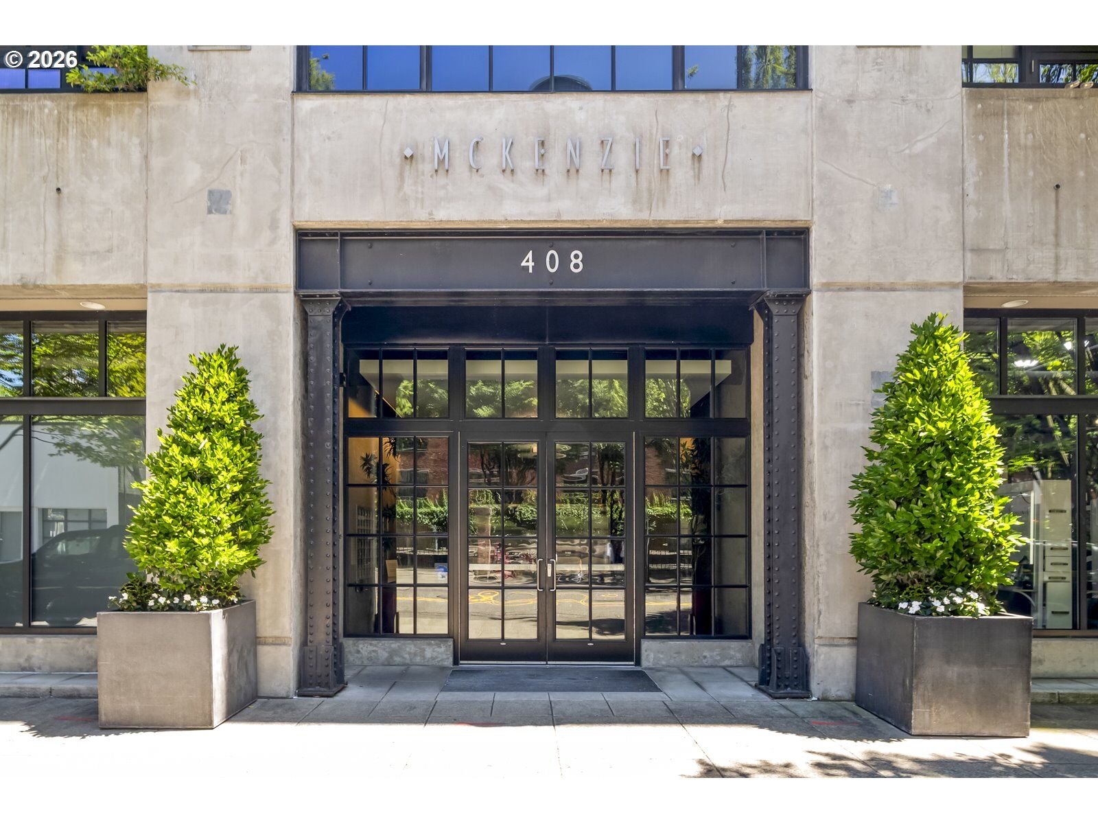 Property Photo:  408 NW 12th Ave 412  OR 97209 