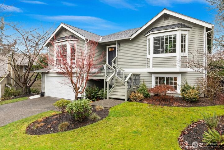 Property Photo:  6304  110th Avenue NE  WA 98033 