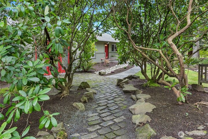 Property Photo:  21214  96th Avenue W  WA 98020 