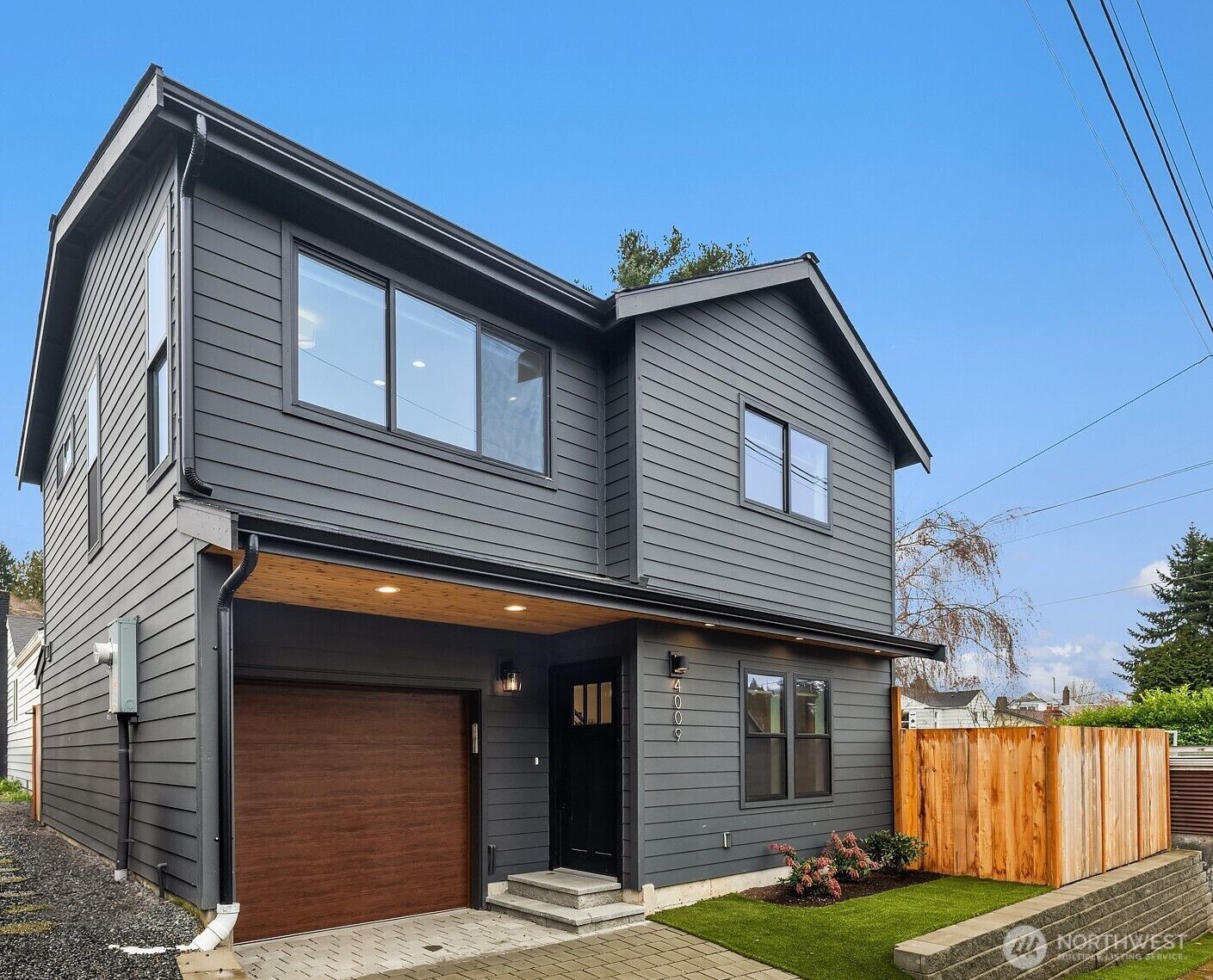 Property Photo:  4009  33rd Avenue W B  WA 98199 