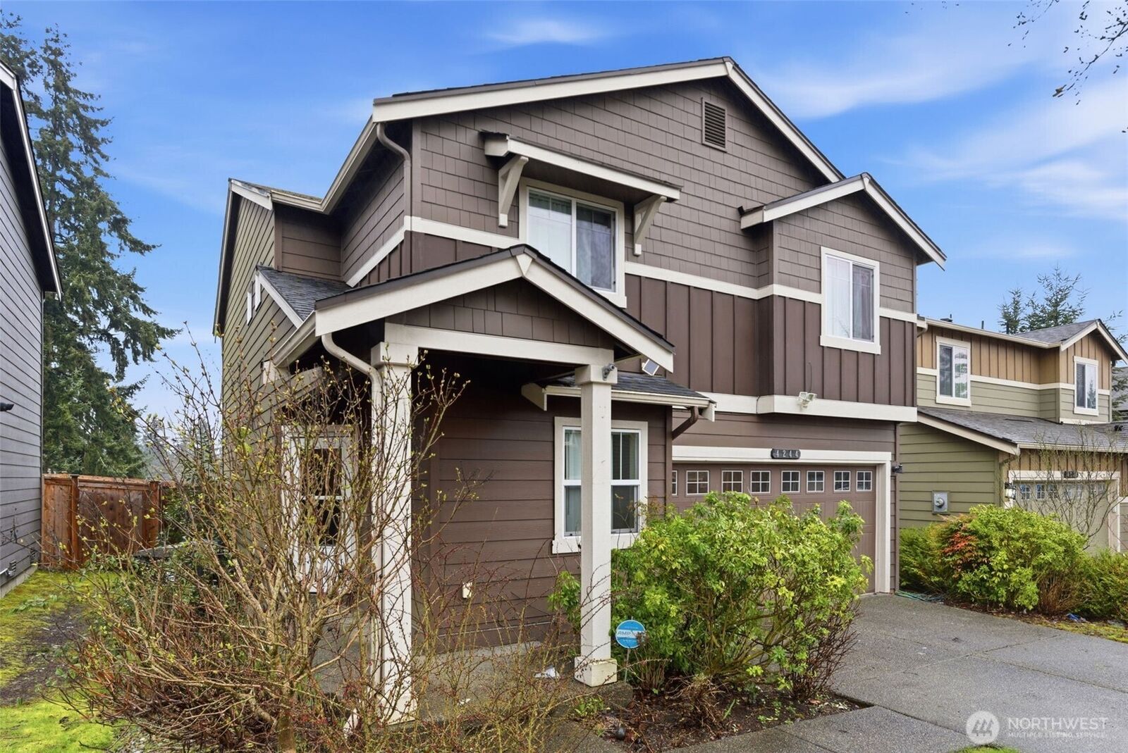 Property Photo: 4244 E Roosevelt Avenue WA 98404