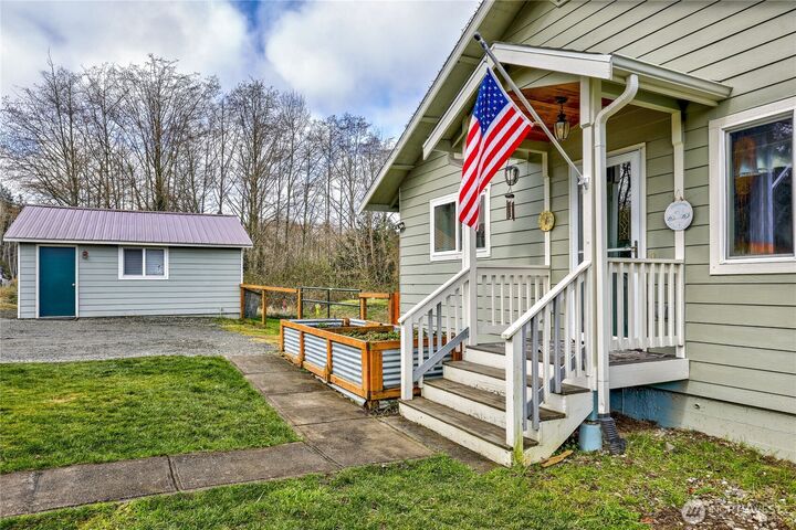 Property Photo:  331  Bachelor Rd  WA 98382 