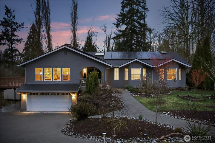 Property Photo: 6730 NE 202nd Street WA 98028