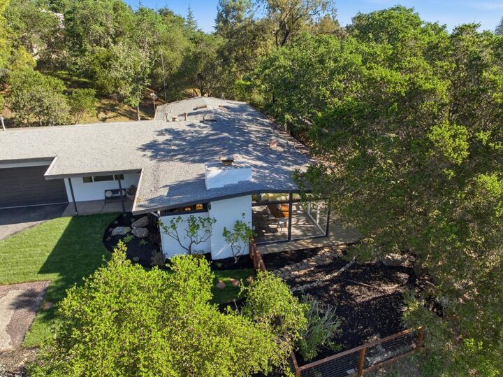 Property Photo:  2930 Alexis Drive  CA 94304 