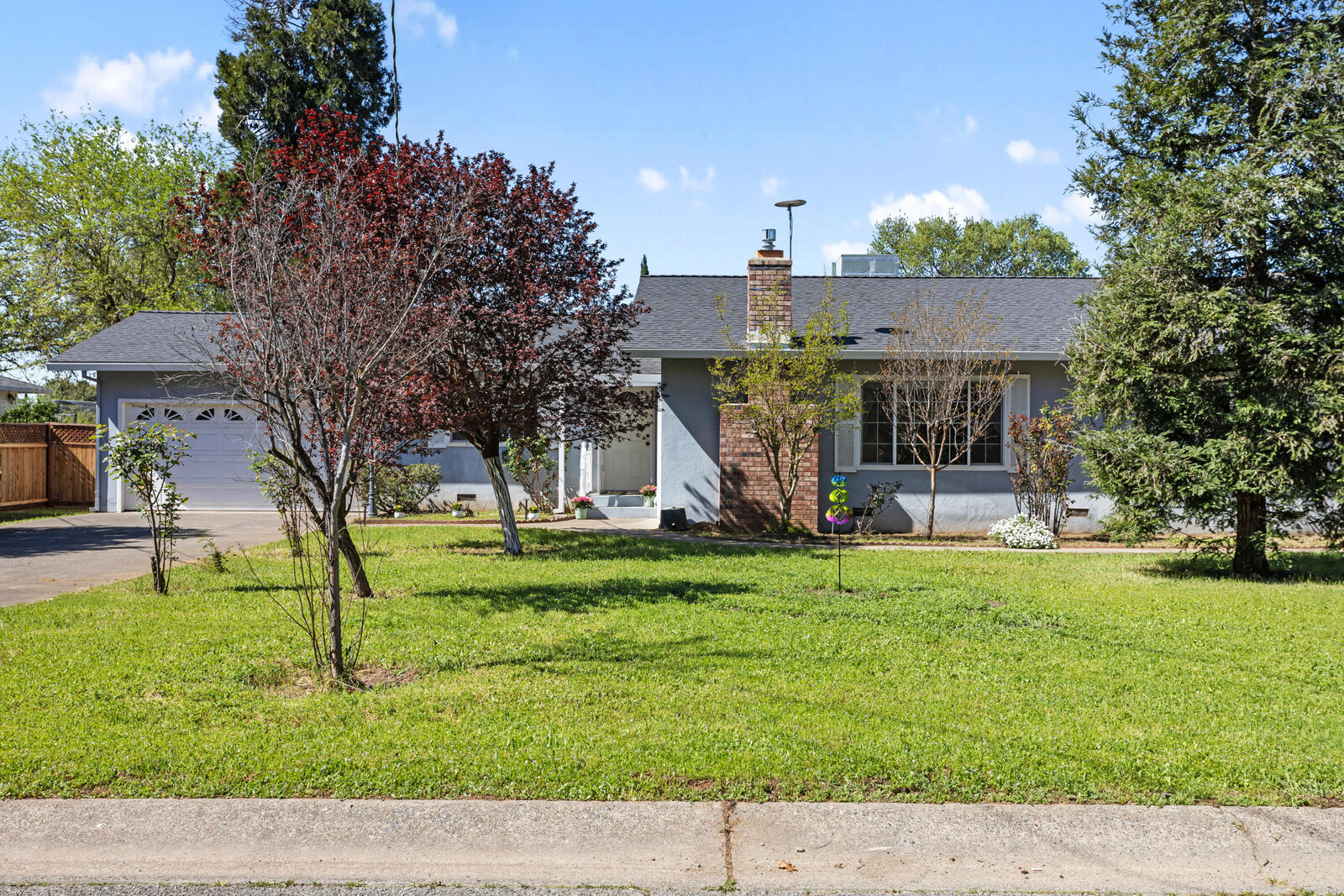 Property Photo: 5142 Huntington Drive CA 96002