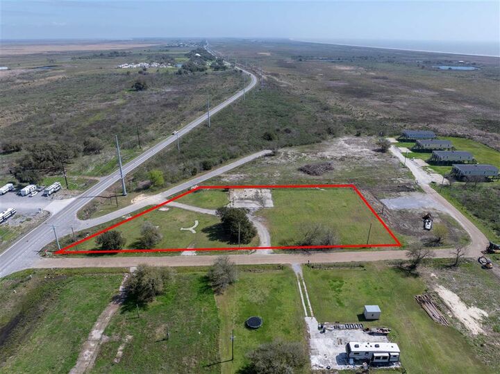 Property Photo: 111 Susan Street LA 70631