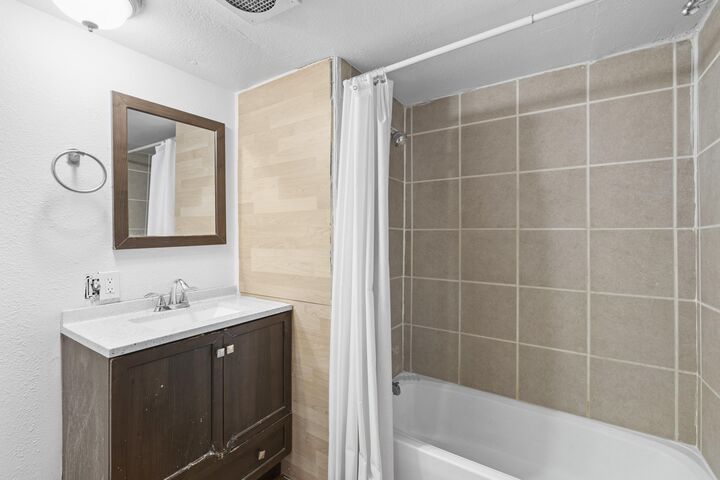 Property Photo:  34124 N Newport Hwy #18  WA 99003 