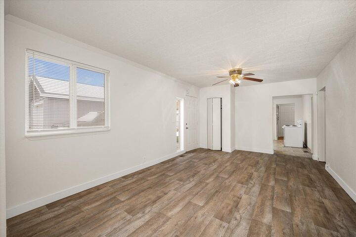 Property Photo:  5111 N Stone St  WA 99207 