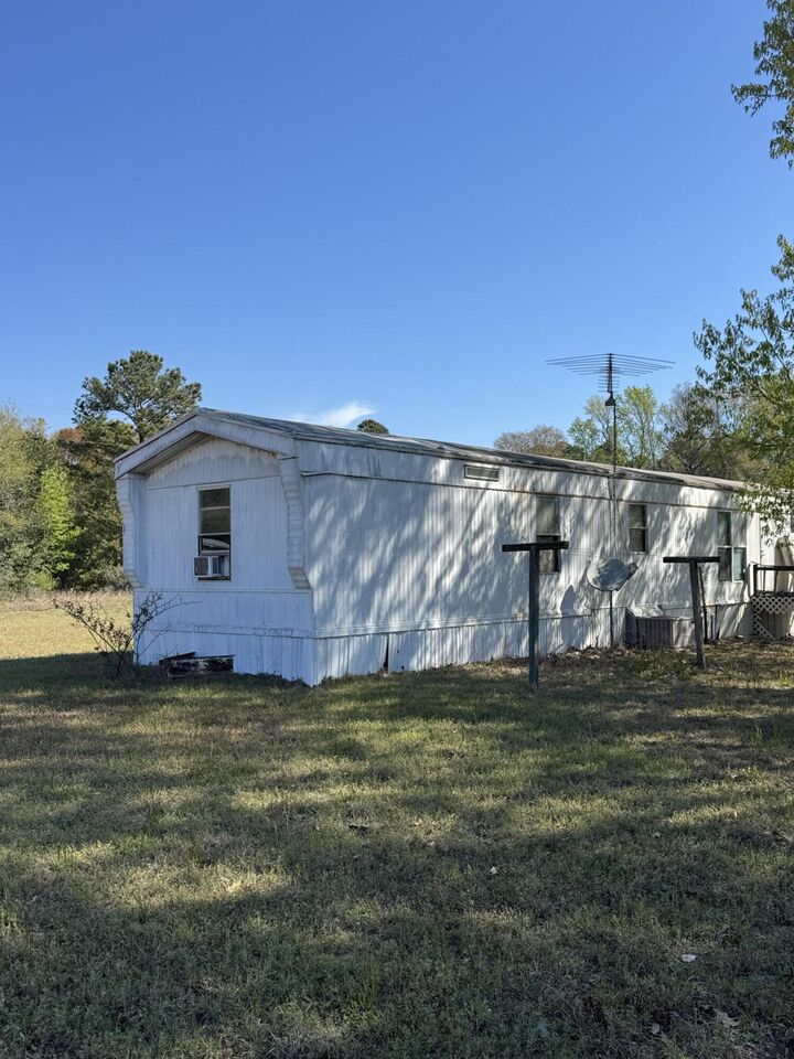 Property Photo:  1830 Goslin Pond Road  SC 29148 