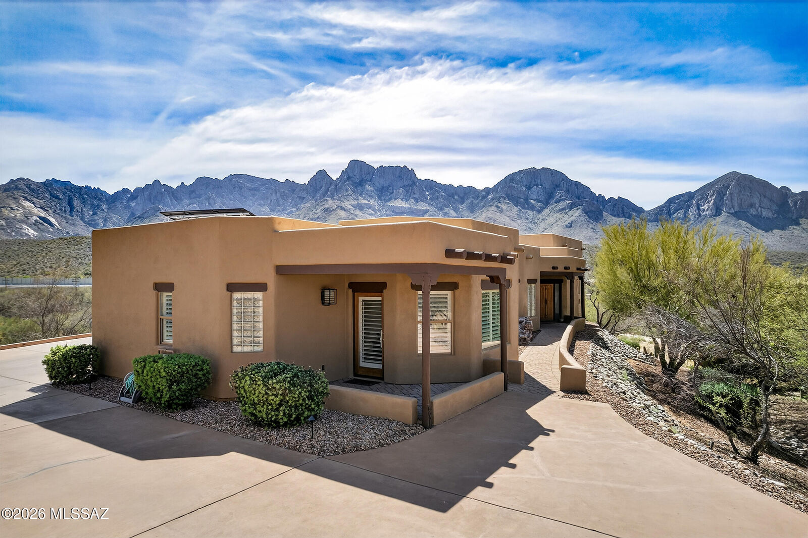 Property Photo:  11486 N Civano Place  AZ 85737 