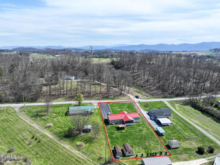 Property Photo:  375 Bill West Road  TN 37681 