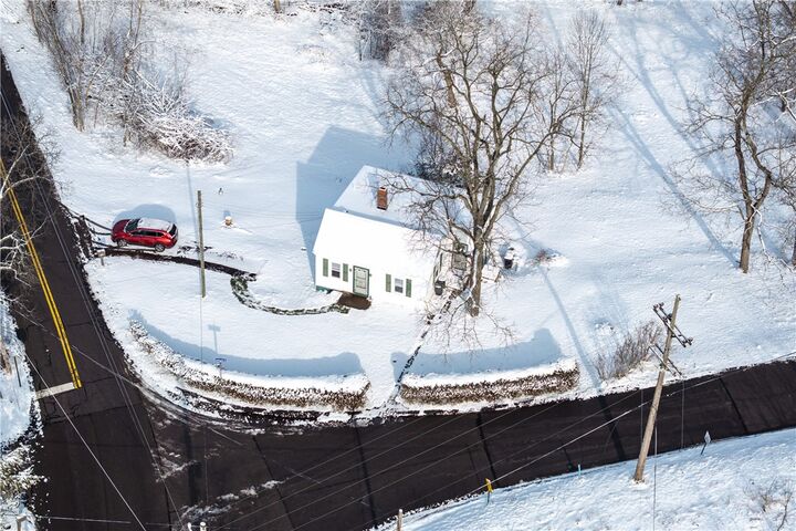 Property Photo: 1198 Morgan Rd PA 15017