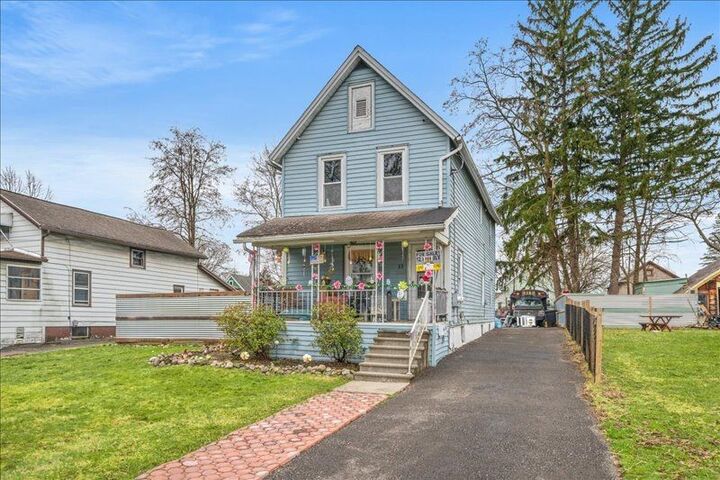 Property Photo:  13 Everett Street  NY 13905 