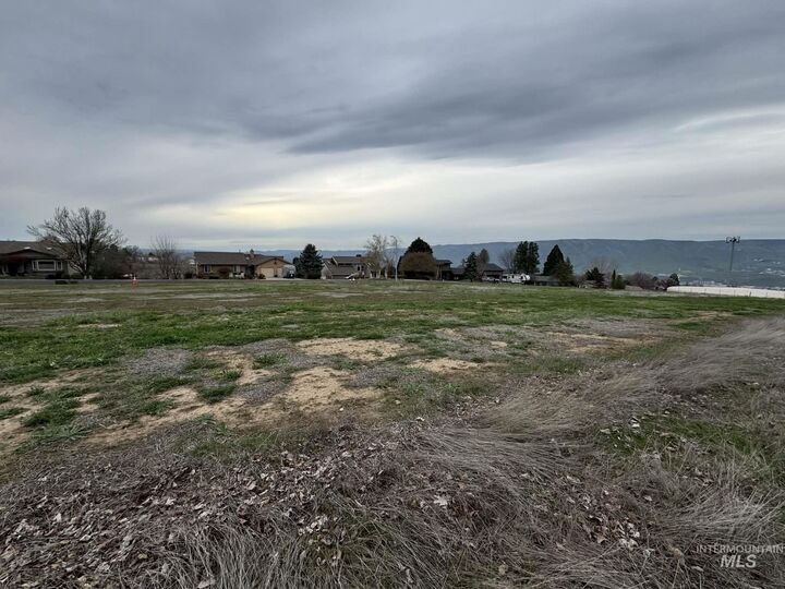 Property Photo:  Tbd Blk 1, Lot 3 6th St  ID 83501 
