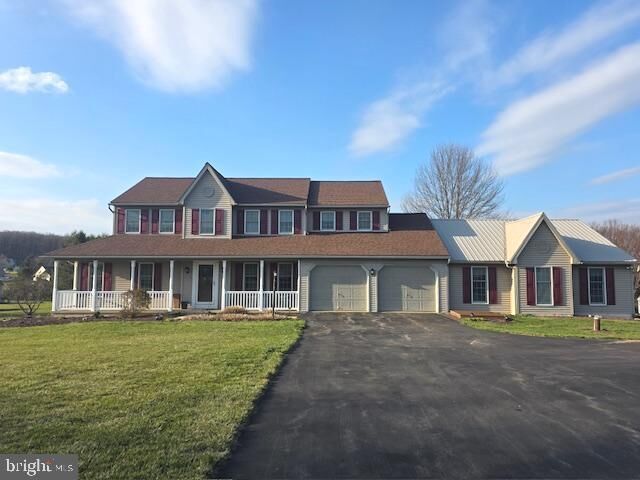 Property Photo: 5789 Cedar Glen Drive PA 17555