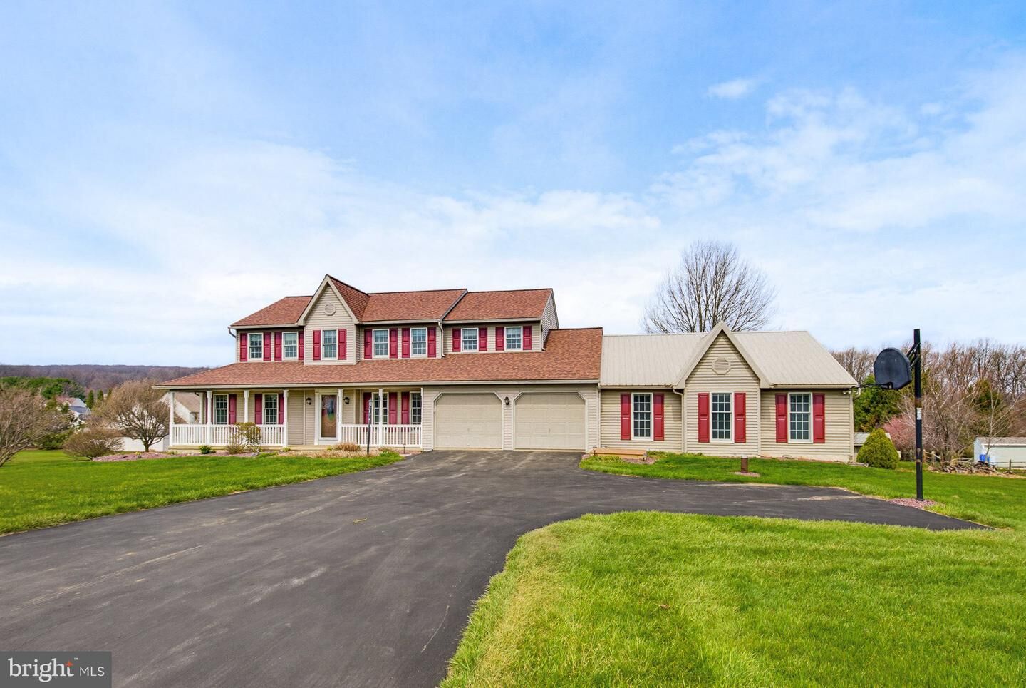 Property Photo: 5789 Cedar Glen Drive PA 17555