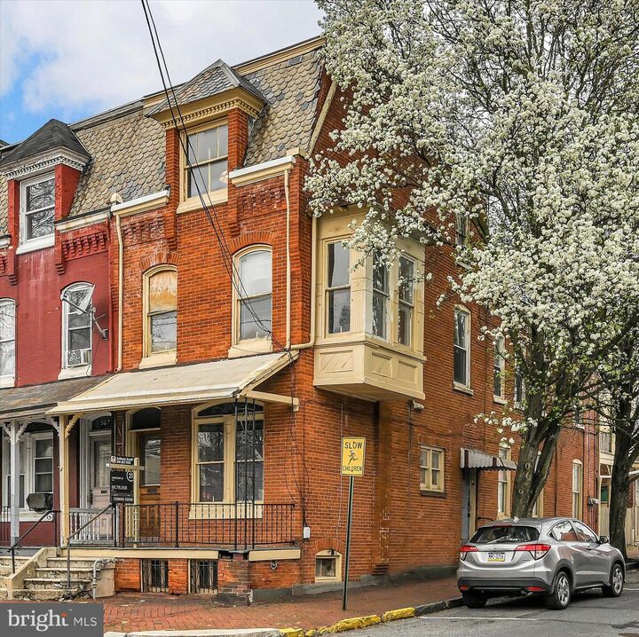 Property Photo:  529 Windsor Street  PA 19601 