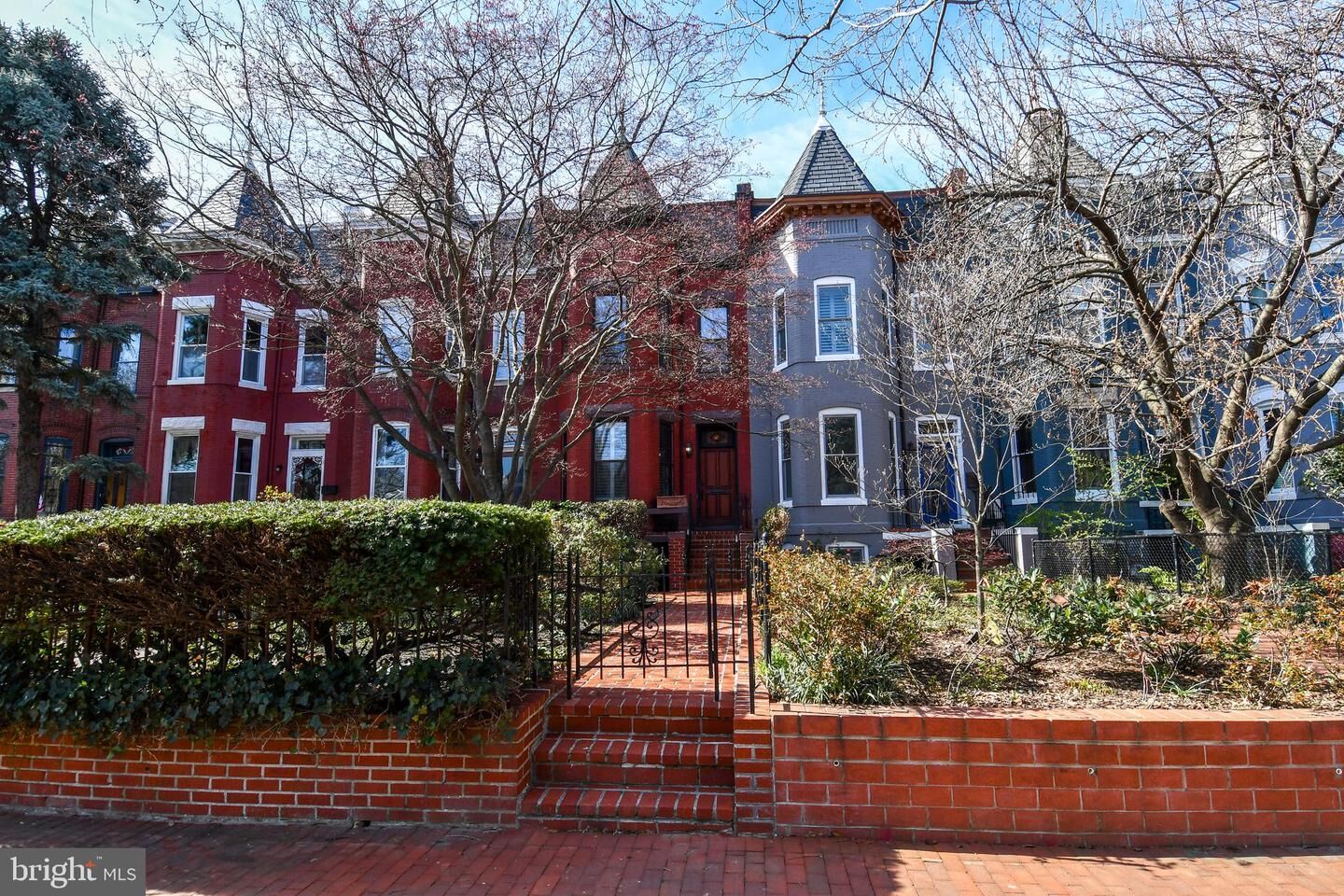 Property Photo: 1323 Massachusetts Avenue SE DC 20003