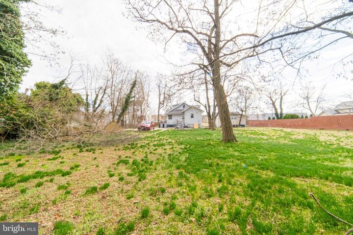 Property Photo:  426 W Peach Street 1  NJ 08360 