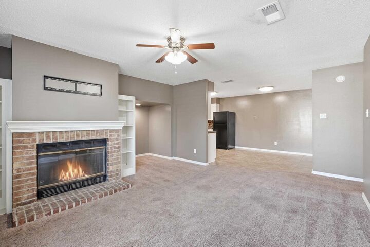 Property Photo:  1005 S German Lane  AR 72034 