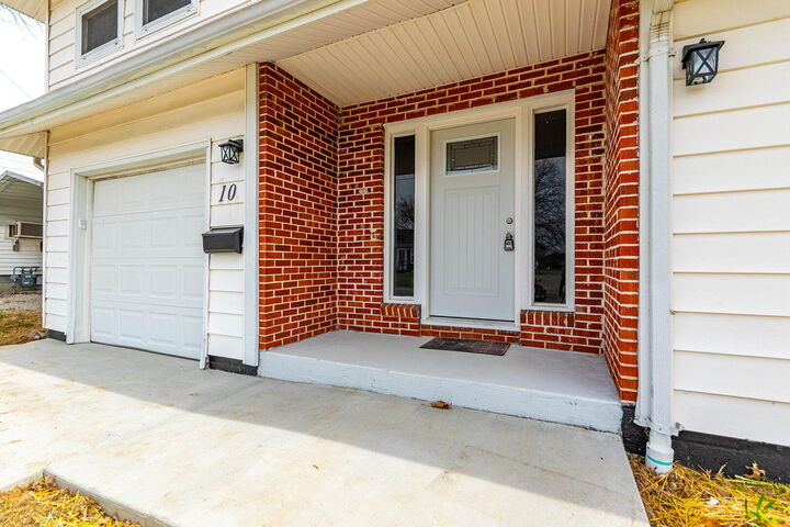Property Photo:  10 Wonneman Cir  MO 65265 