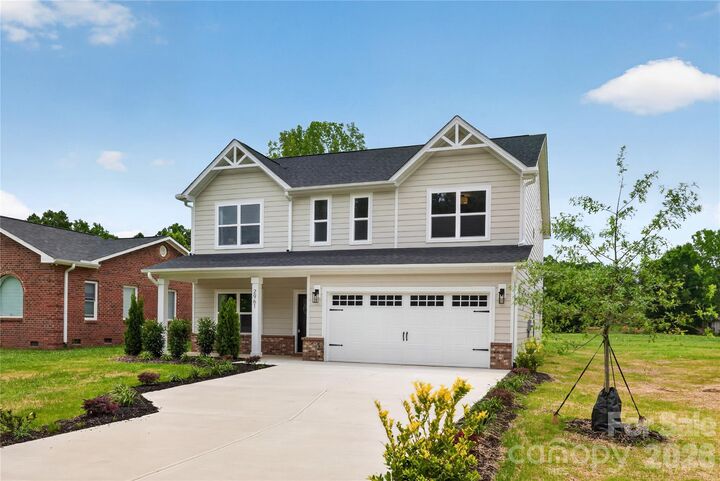 Property Photo:  2961 Polk And White Road  NC 28269 