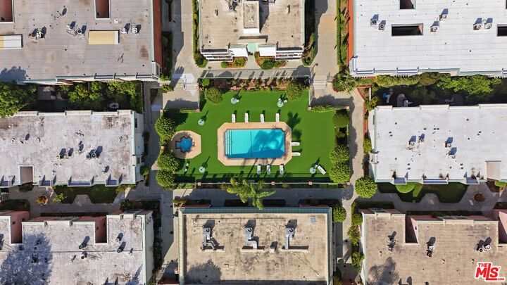 Property Photo:  5301 Balboa Blvd  CA 91316 