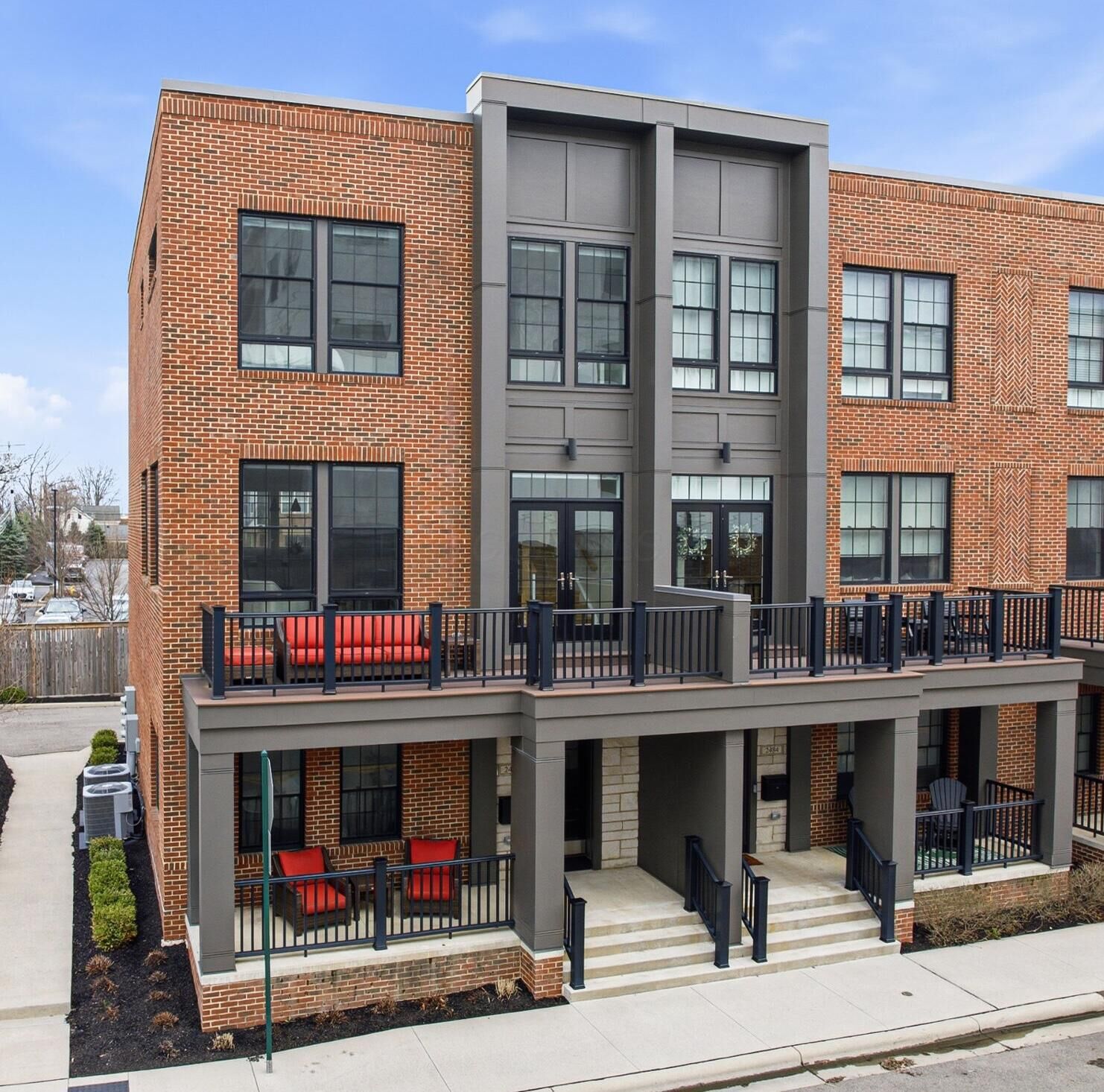 Property Photo:  2486 Westmont Boulevard  OH 43221 